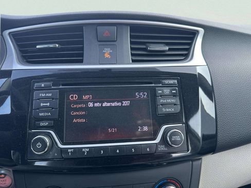 Used 2017 Nissan Sentra SV w/ Style Package FWD image 20