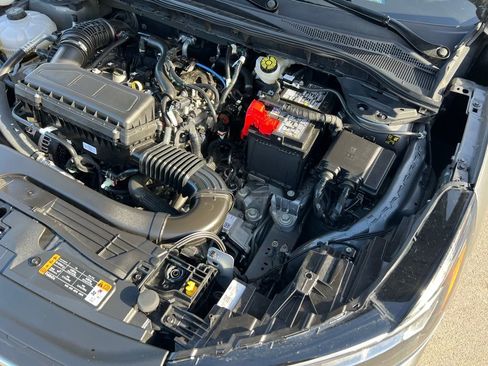 Used 2025 Ford Escape Active image 40