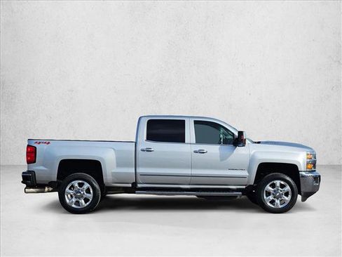 Used 2018 Chevrolet Silverado 2500 LTZ w/ Duramax Plus Package image 4
