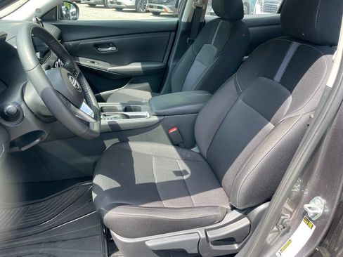 Certified 2025 Nissan Sentra SV w/ All-Weather Package FWD image 7