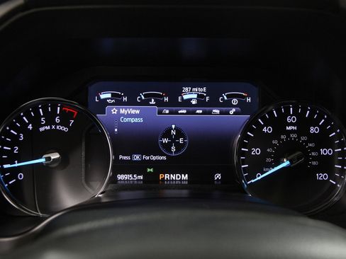 Certified 2020 Ford Expedition XLT w/ Equipment Group 202A image 9