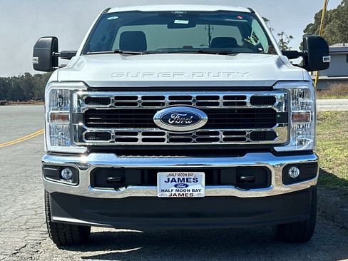 New 2026 Ford F350 XLT w/ FX4 Off-Road Package AWD/4WD image 15