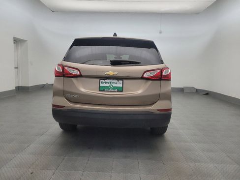 Used 2019 Chevrolet Equinox LS w/ LS Convenience Package image 7