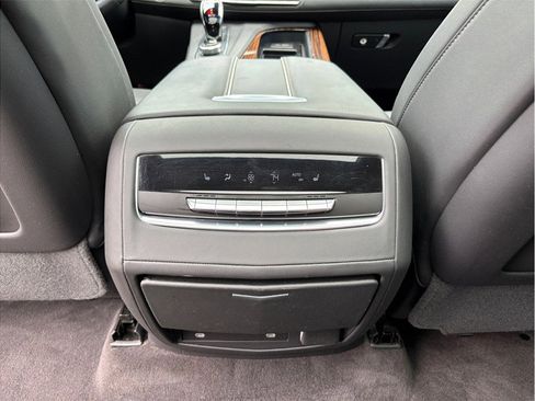 Used 2023 Cadillac Escalade ESV Premium Luxury RWD image 46