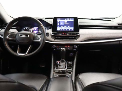 Used 2022 Jeep Compass Latitude FWD image 13