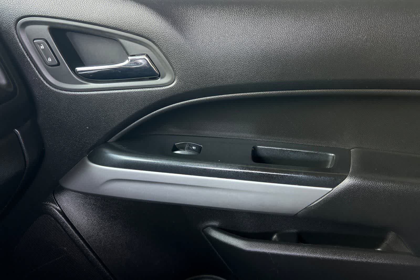 Used 2018 Chevrolet Colorado LT RWD image 19