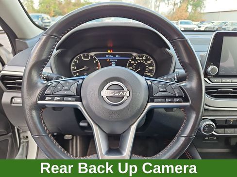 Used 2024 Nissan Altima 2.5 SR image 10