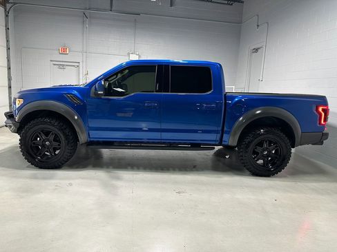Used 2017 Ford F150 Raptor w/ Equipment Group 802A Luxury image 19