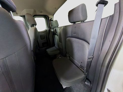 Used 2024 Nissan Frontier S w/ Technology Package image 22