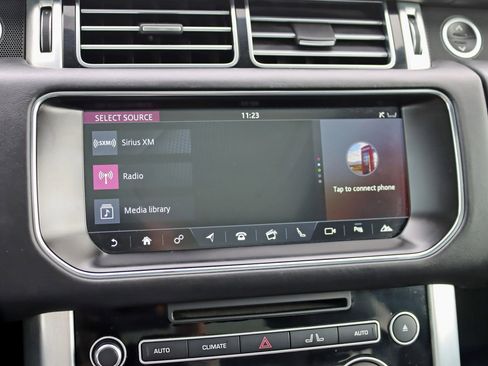 Used 2017 Land Rover Range Rover Supercharged image 24