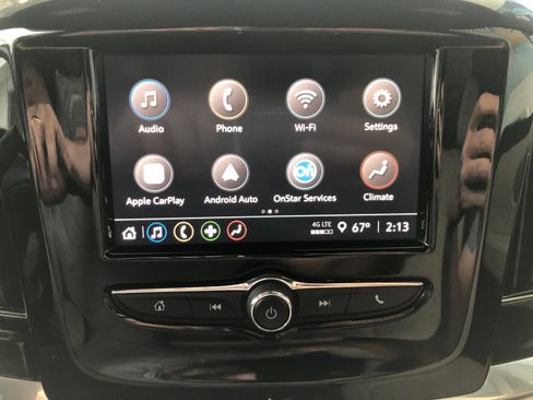 Used 2023 Chevrolet Traverse LS w/ Safety Package FWD image 28