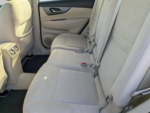 Used 2015 Nissan Rogue SV image 23