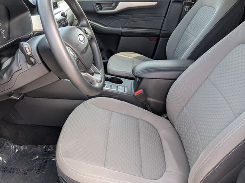 Used 2022 Ford Escape SE FWD image 13