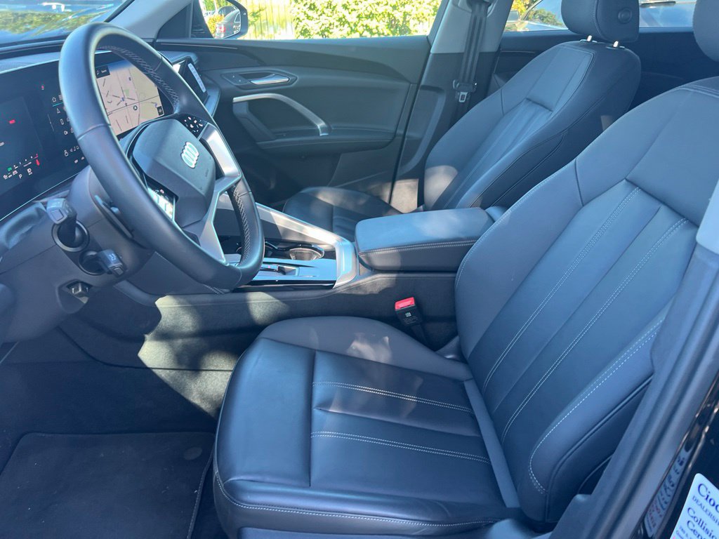 Used 2025 Audi Q5 Premium AWD/4WD image 12