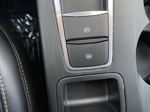 Certified 2025 Ford Escape Platinum image 26