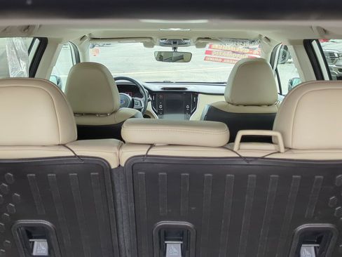 Used 2022 Subaru Outback Limited w/ Popular Package #2 image 7