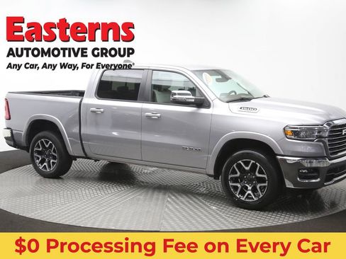 Used 2025 RAM 1500 Laramie AWD/4WD image 51
