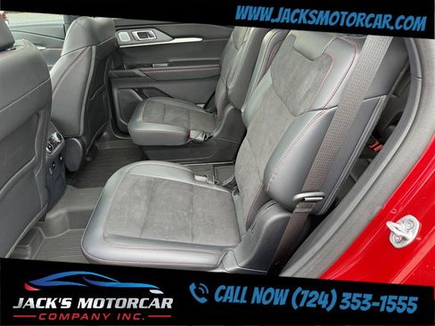 Used 2025 Ford Explorer ST image 22