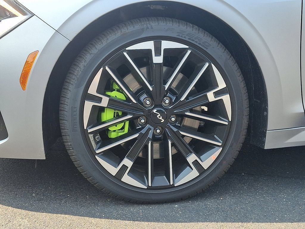 New 2026 Kia K5 GT FWD image 8
