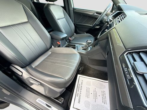 Used 2023 Volkswagen Tiguan SE R-Line FWD image 13