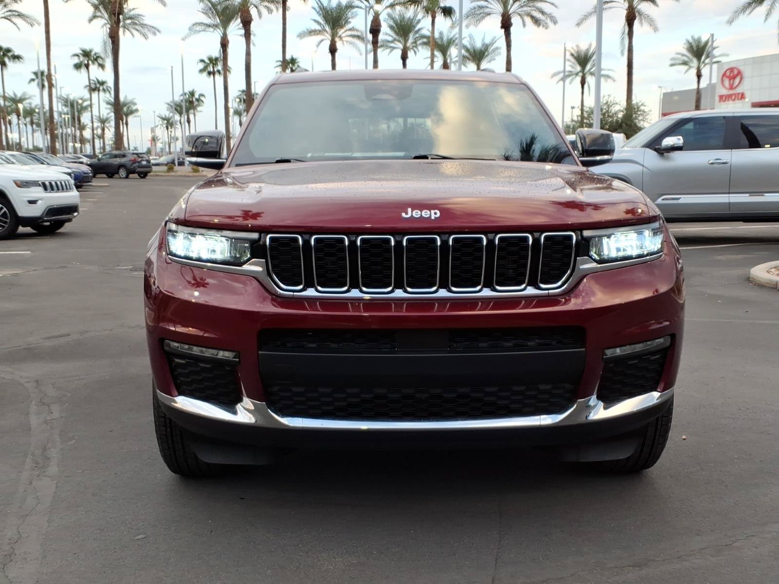 Used 2025 Jeep Grand Cherokee L Limited w/ Trailer Tow Package RWD image 2