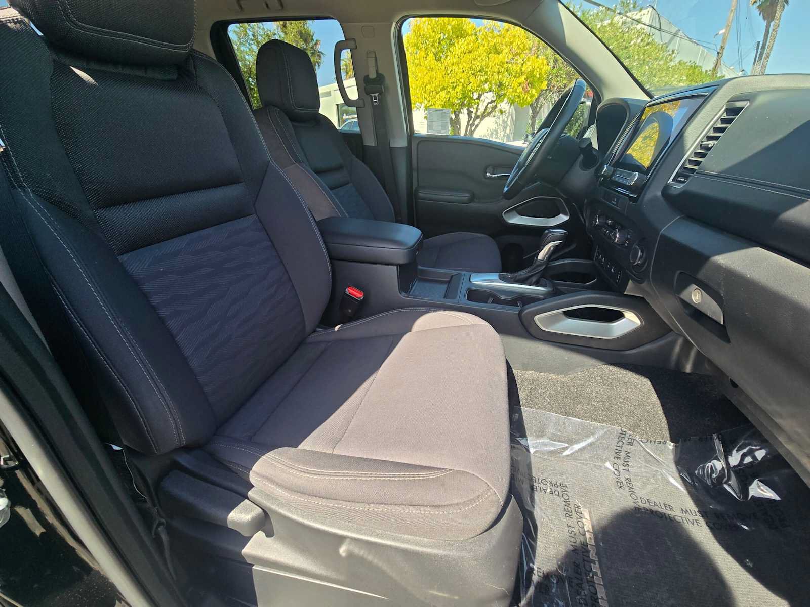 Used 2023 Nissan Frontier SV w/ SV Convenience Package RWD image 10