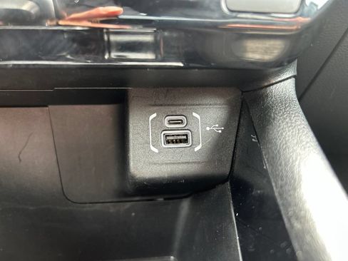 Used 2025 Jeep Compass Limited AWD/4WD image 31