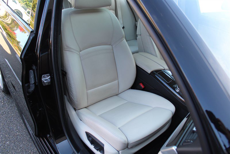 Used 2014 BMW 535i xDrive Sedan AWD/4WD image 32