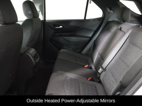 Used 2024 Chevrolet Equinox LT FWD image 16