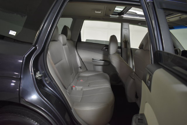 Used 2013 Subaru Forester 2.5XT Touring AWD/4WD image 29