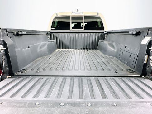 Used 2020 Toyota Tacoma SR5 image 26