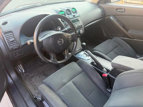 Used 2012 Nissan Altima 2.5 S FWD image 10