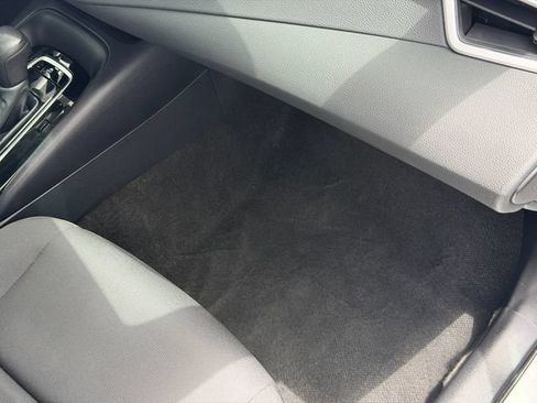 Used 2024 Toyota Corolla LE FWD image 21