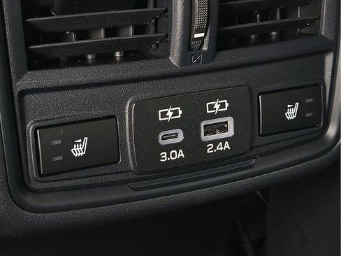 New 2026 Subaru Outback Limited AWD/4WD image 11