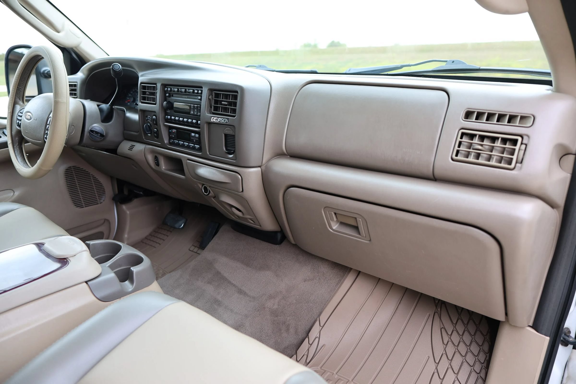 Used 2004 Ford Excursion Eddie Bauer AWD/4WD image 51