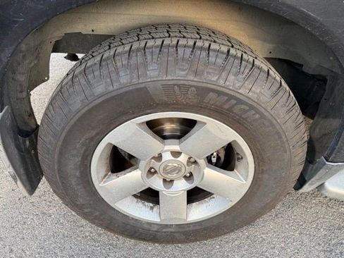 Used 2004 Nissan Armada SE w/ (BOS) Bose Pkg RWD image 11