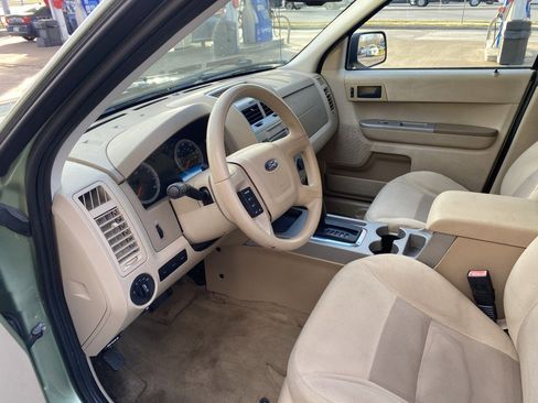 Used 2008 Ford Escape XLT image 10
