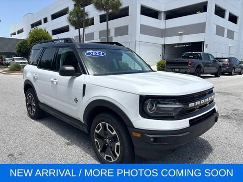 Used 2024 Ford Bronco Sport Outer Banks AWD/4WD image 1