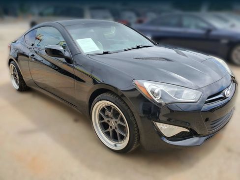 Used 2014 Hyundai Genesis 2.0T RWD image 13
