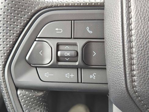 New 2025 Toyota Tacoma SR5 image 22