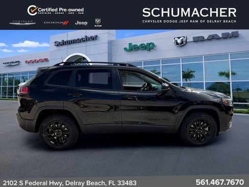 Certified 2023 Jeep Cherokee Altitude Lux w/ Lux Elite Package AWD/4WD image 8