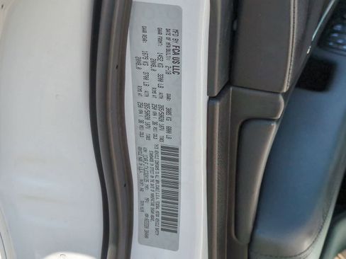 Used 2018 Jeep Grand Cherokee Summit AWD/4WD image 38