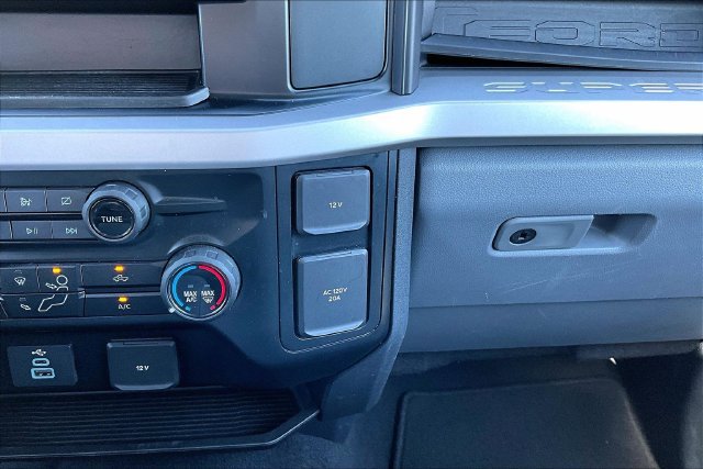 Used 2023 Ford F250 XL w/ STX Appearance Package AWD/4WD image 17