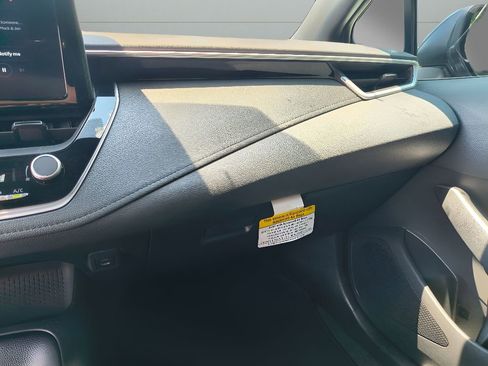 Used 2024 Toyota Corolla SE image 19