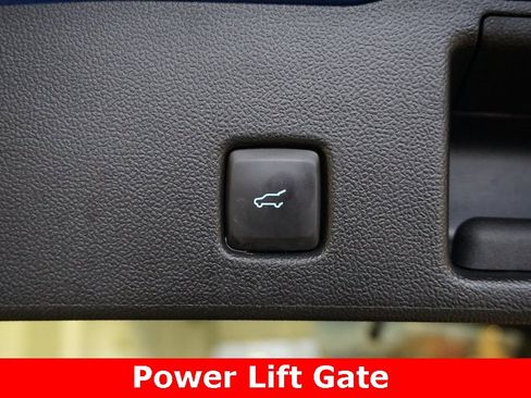 Used 2023 Ford Escape Active image 18
