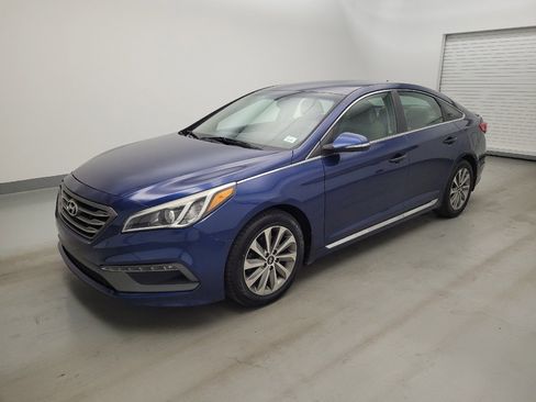 Used 2016 Hyundai Sonata Sport FWD image 2