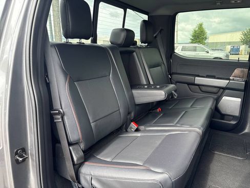 Used 2024 Ford F250 Crew Cab Lariat w/ Ultimate w/ Lariat Ultimate Package AWD/4WD image 63
