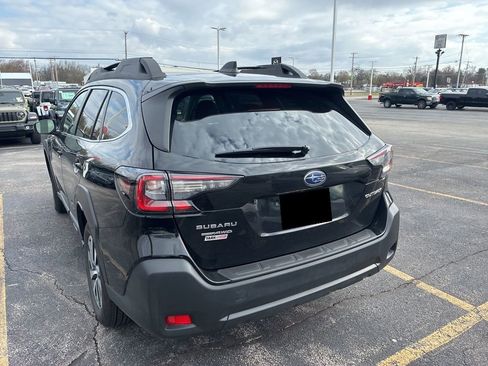 Used 2024 Subaru Outback Premium w/ Popular Package #1A image 3