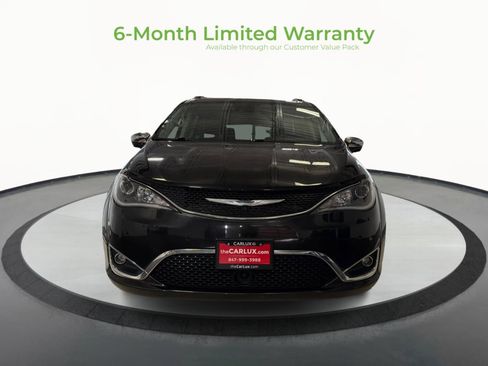 Used 2020 Chrysler Pacifica Limited w/ Advanced Safetytec Group FWD image 2
