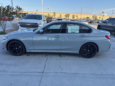 New 2026 BMW 330i Sedan w/ M Sport Package RWD image 3